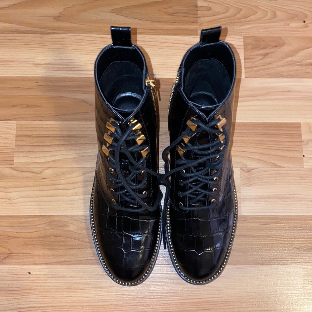 COPY - MICHAEL KORS BOOTIES